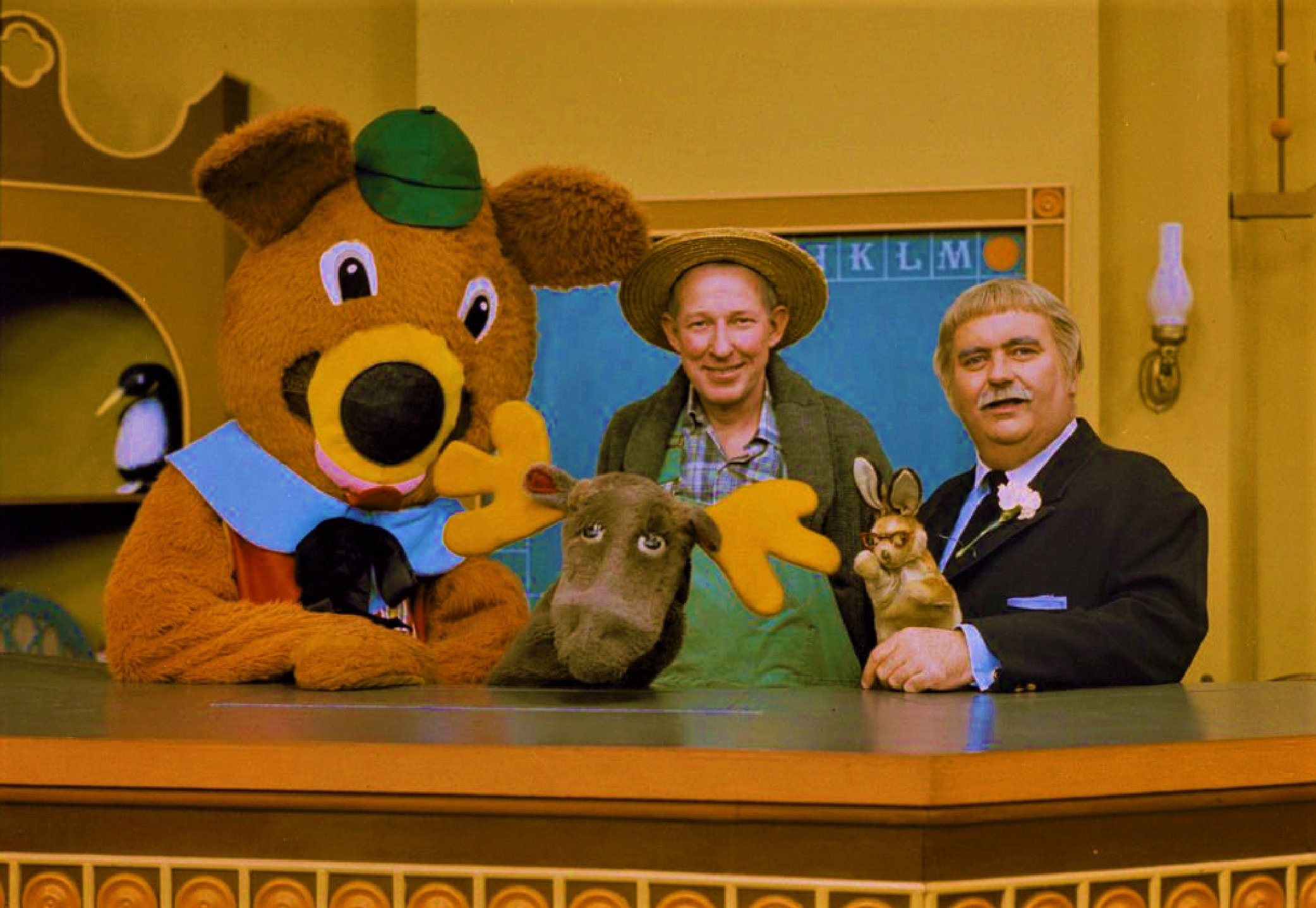 Collectables & Art CAPTAIN KANGAROO GRANDFATHER CLOCK Fridge 2