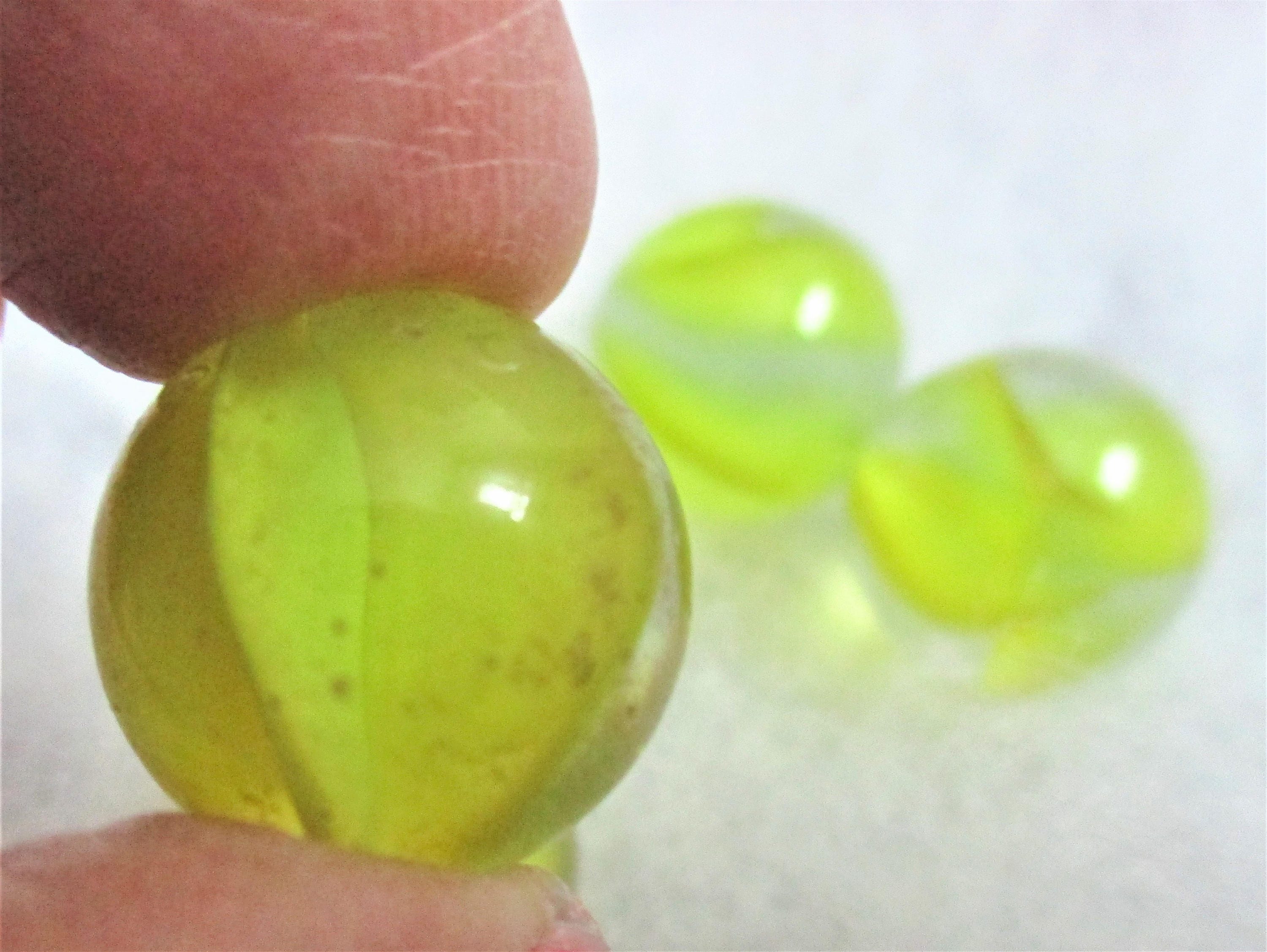 5 Yellow Craft Marbles Vintage Marbles Yellow Cat's Eye Etsy