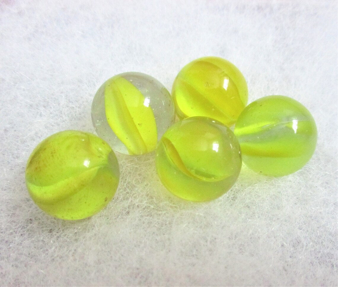 5 Yellow Craft Marbles Vintage Marbles Yellow Cat's Eye Etsy