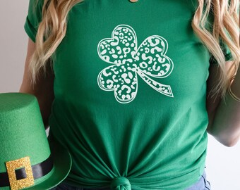 Shamrock svg - Estampa de leopardo Shamrock SVG - Cute Shamrock SVG - Arquivo de corte de trevo com estampa animal para Cricut ou Silhouette - Cheetah Clover