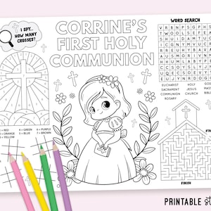 Puede incluir: Hoja de actividades imprimible en blanco y negro para la Primera Comunión. Presenta una niña de dibujos animados, una vidriera, un laberinto, una sopa de letras y el texto "Primera Comunión de Corrine". Incluye lápices de colores.