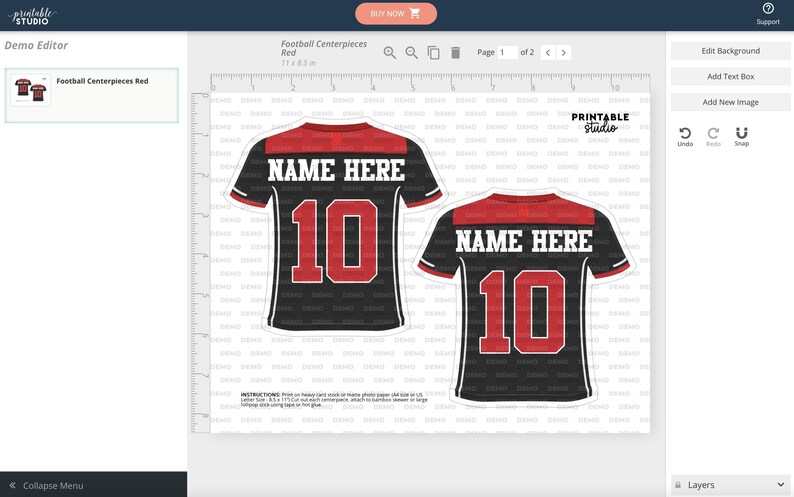 Puede incluir: Plantilla de dise&ntilde;o imprimible para dos camisetas de f&uacute;tbol. Las camisetas son negras con detalles rojos y blancos. El texto "NAME HERE" y el n&uacute;mero "10" est&aacute;n impresos en las camisetas.