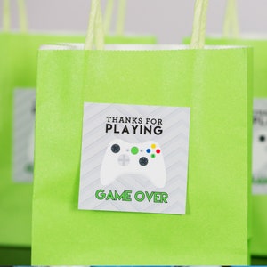 Étiquettes de remerciement Game Over avec manette blanche - étiquettes de remerciement imprimables pour fête de jeu vidéo - étiquette de Game Over par Printable Studio