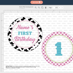 Puede incluir: Dos toppers de cupcake imprimibles para una fiesta de primer cumplea&ntilde;os. Un topper presenta un estampado de vaca blanco y negro con el texto "Name's First Birthday". El otro topper presenta un patr&oacute;n de cuadros rosa y blanco con el n&uacute;mero "1" en azul.