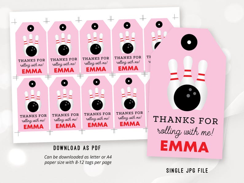 Puede incluir: Etiquetas de agradecimiento imprimibles de color rosa y blanco con un dise&ntilde;o de bola de bolos y bolos. El texto en las etiquetas dice "&iexcl;Gracias por jugar conmigo! Emma".