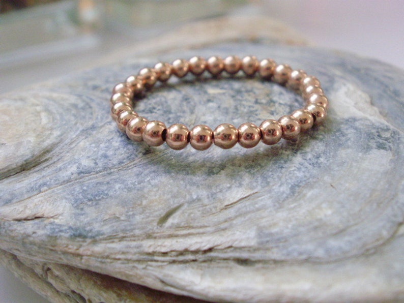 Slim Stacking Beaded Rings in Sterling Silver, Rose Gold or Gold Toes, Thumbs, UK Handmade Stretch Rings for Women, 2.5mm Ball Bead zdjęcie 6