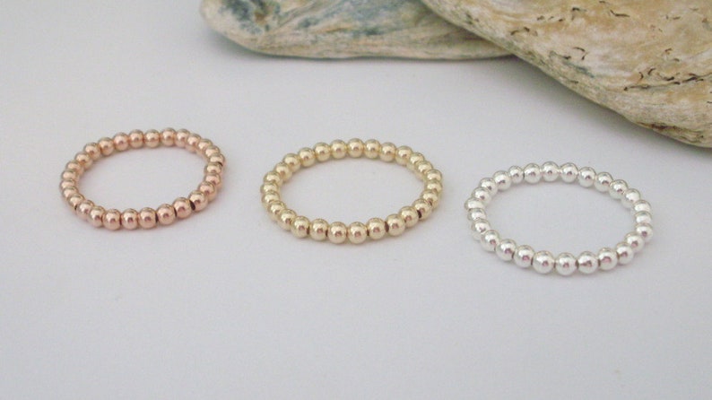 Slim Stacking Beaded Rings in Sterling Silver, Rose Gold or Gold Toes, Thumbs, UK Handmade Stretch Rings for Women, 2.5mm Ball Bead zdjęcie 2