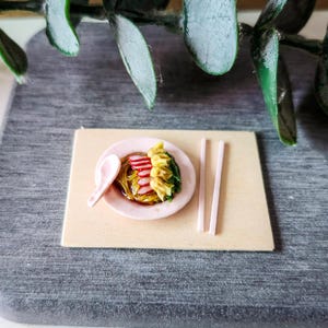 Miniature Wishon Char Siew Noodles (Klöße mit BBQ Schweinefleisch Nudeln)
