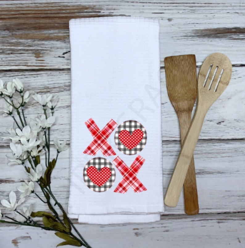 Valentine's Dish Towel, Valentine's Kitchen Towel, XOXO Decor, Valentines Decor, Valentine Home Decor, Heart Decor image 1