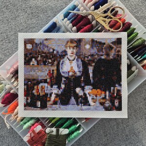 Mini modèle de point de croix chef-d'oeuvre - Un bar aux Folies-Bergère par Édouard Manet, mini point de croix d'art au format carte postale, téléchargement PDF