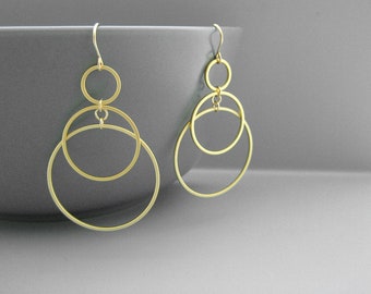 3 boucles d'oreilles cercle, boucles d'oreilles espace en or, boucles d'oreilles triples, boucles d'oreilles célestes, bijoux planète, cadeau collègue - Sunrise (petit)