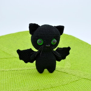 Modello gatto di Halloween all&#39;uncinetto, modello Amigurumi gatto all&#39;uncinetto, modello pipistrello gatto nero all&#39;uncinetto, pipistrello all&#39;uncinetto, gattino di Halloween