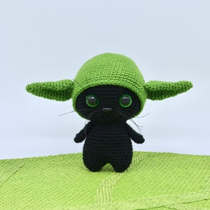 Crochet Black Cat Amigurumi Pattern, Crochet Halloween Black Kitten in Green Hat Pattern, Crochet Cat Pattern