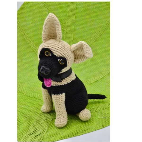 Modèle de crochet de chien de berger allemand, modèle de chien de crochet d'Amigurumi.