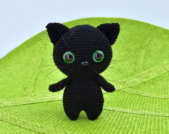 かぎ針編みの黒猫のパターン：ハロウィンの編みぐるみおもちゃ（PDF