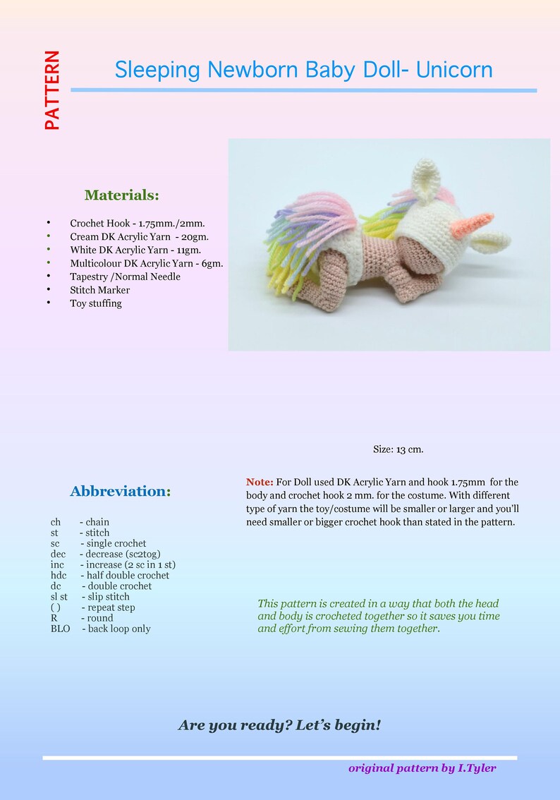 Puede incluir: Un patr&oacute;n de crochet para una mu&ntilde;eca beb&eacute; unicornio durmiendo. La mu&ntilde;eca est&aacute; hecha con hilo crema, blanco y multicolor. El patr&oacute;n incluye instrucciones para tejer a crochet el cuerpo, la cabeza y el cuerno de unicornio de la mu&ntilde;eca. El patr&oacute;n tambi&eacute;n incluye una nota sobre el uso de diferentes hilos y tama&ntilde;os de gancho.