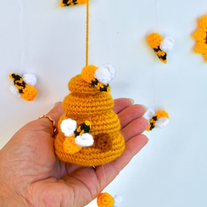 Crochet Bees, Beehive and Sunflower Garland, Amigurumi Bees Bunting, Wall Hanging Sunflowers Crochet Pattern, Nursery Decor, Bees Garland