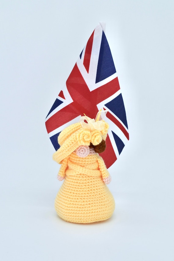 Kate Princess of Wales Gnome Сrochet Pattern, British Royal Family, Kate Middleton