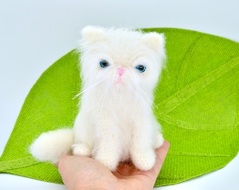 Crochet Cat Pattern, Crochet Persian Cat Pattern, Crochet Amigurumi White Cat