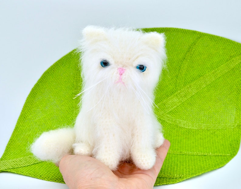 Crochet Cat Pattern, Crochet Persian Cat Pattern, Crochet Amigurumi White Cat image 1