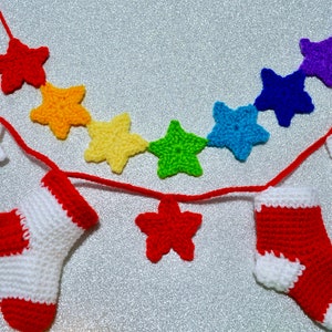 Crochet Socks and Stars Garland Pattern, Christmas Decor Bunting, Wall Hanging Pattern, Christmas Garland, Crochet Stockings and Stars image 2