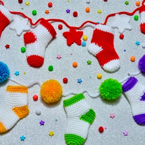 Crochet Socks and Stars Garland Pattern, Christmas Decor Bunting, Wall Hanging Pattern, Christmas Garland, Crochet Stockings and Stars image 9