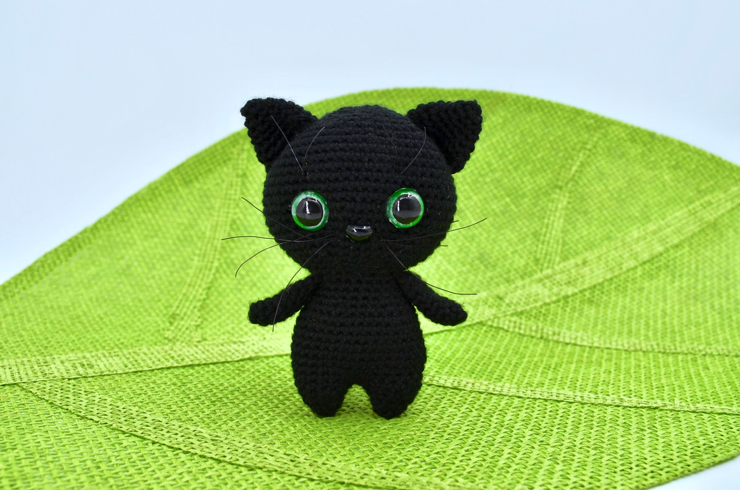 魔女のクマちゃんと黒ネコさん あみぐるみ【d-64】 魔女のクマちゃんと黒ネコさん あみぐるみ【d-64】 専用ページ