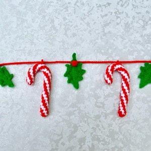 Candy Cane and Holly Leaves, Christmas Decor Bunting, Wall Hanging Crochet Pattern, Christmas Garland, Crochet Candy Cane Holly Leaf