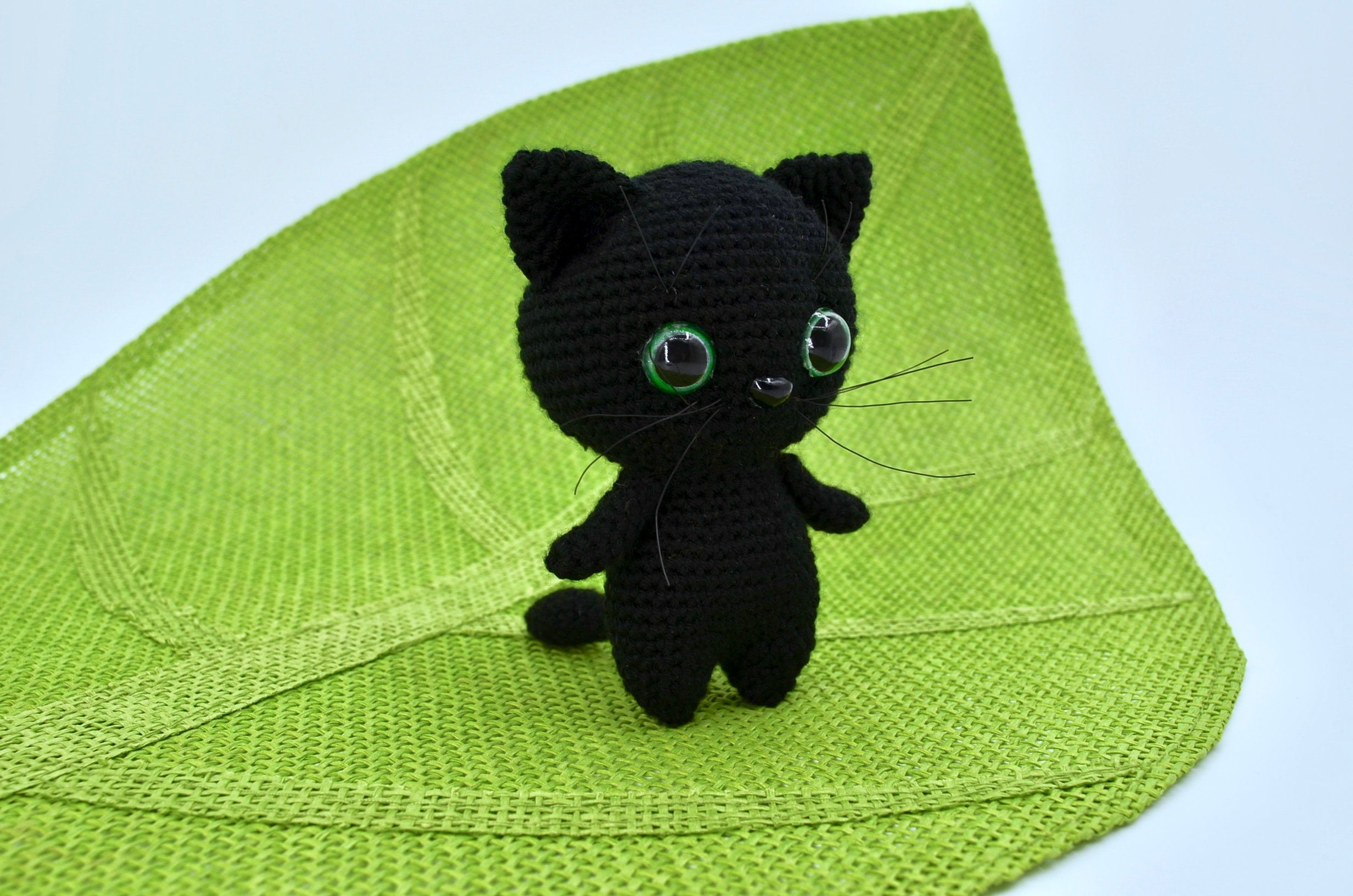 黒猫のかぎ針編みパターン、初心者あみぐるみ子猫（PDFパターン