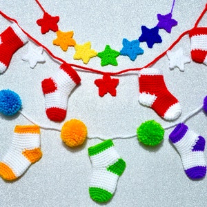 Crochet Socks and Stars Garland Pattern, Christmas Decor Bunting, Wall Hanging Pattern, Christmas Garland, Crochet Stockings and Stars image 3