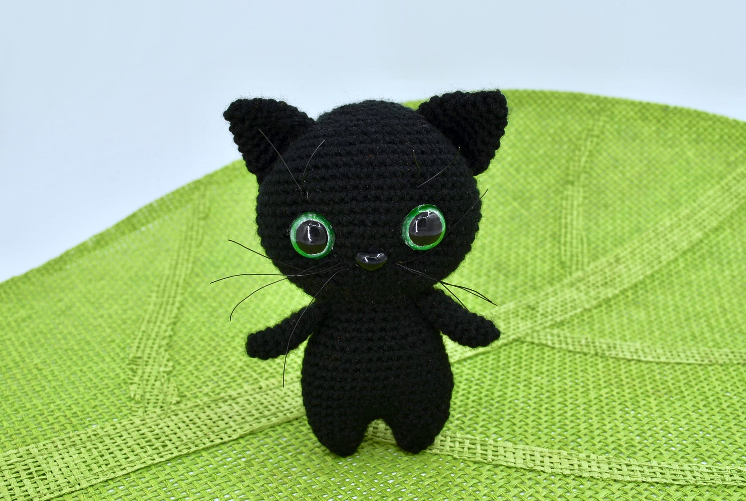 黒猫のかぎ針編みパターン、初心者あみぐるみ子猫（PDFパターン