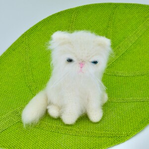 Crochet Cat Pattern, Crochet Persian Cat Pattern, Crochet Amigurumi White Cat image 6