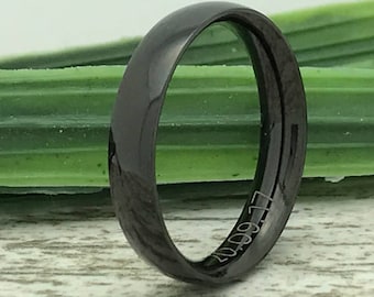 4mm Black Titanium Ring, Custom Engraved Date Ring, Couples Names Ring, Roman Numeral Ring, Couples Promise Ring Comfort Fit