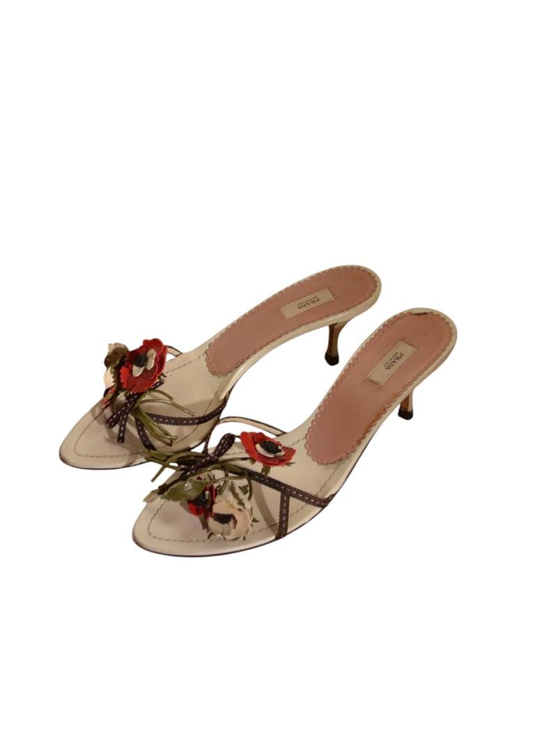 Prada 2002 Limited Edition Flower Heels - Etsy