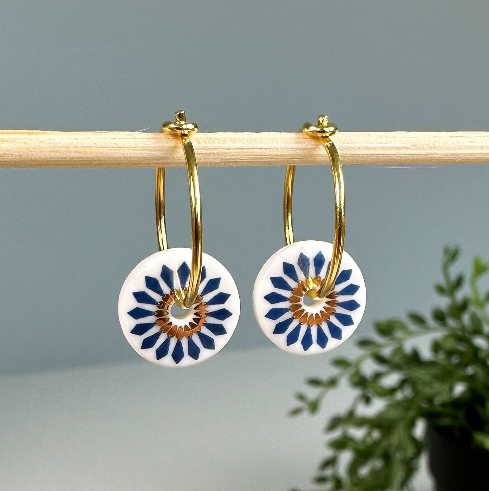 Boucles D'oreilles à Tige En Forme De Fleur Plaquée Or Blanc 14 Carats