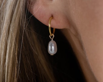 Pearl drop earring, silver pearl, gold pearl, wedding pearl, dainty pearl earring, pretty pearl earring, brides earring, bridal jewellery,