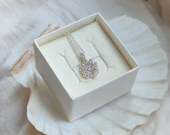 Collana Althea con zircone punto luce