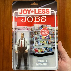 Joyless Jobs MIDDLE MANAGER Figura de ação personalizada em cartão blister