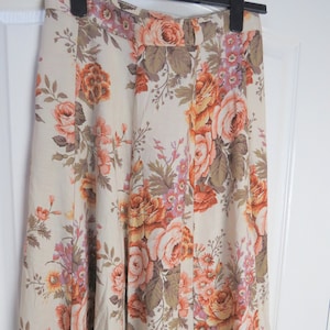 Floral Skirt, 1980s Skirt, UK 16, Vintage Skirt, Cottagecore Skirt, Button Front Skirt, 1980s Fashion, High Waist Skirt, St Michael Skirt,