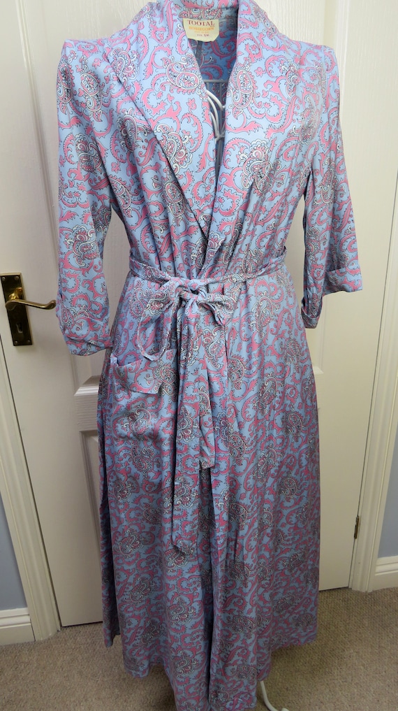 Tootal House Gown, Ladies Robe, Vintage Dressing … - image 2