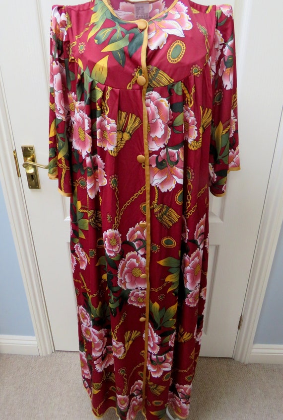 Vintage Dressing Gown, Red Robe, Ladies Nightwear… - image 1