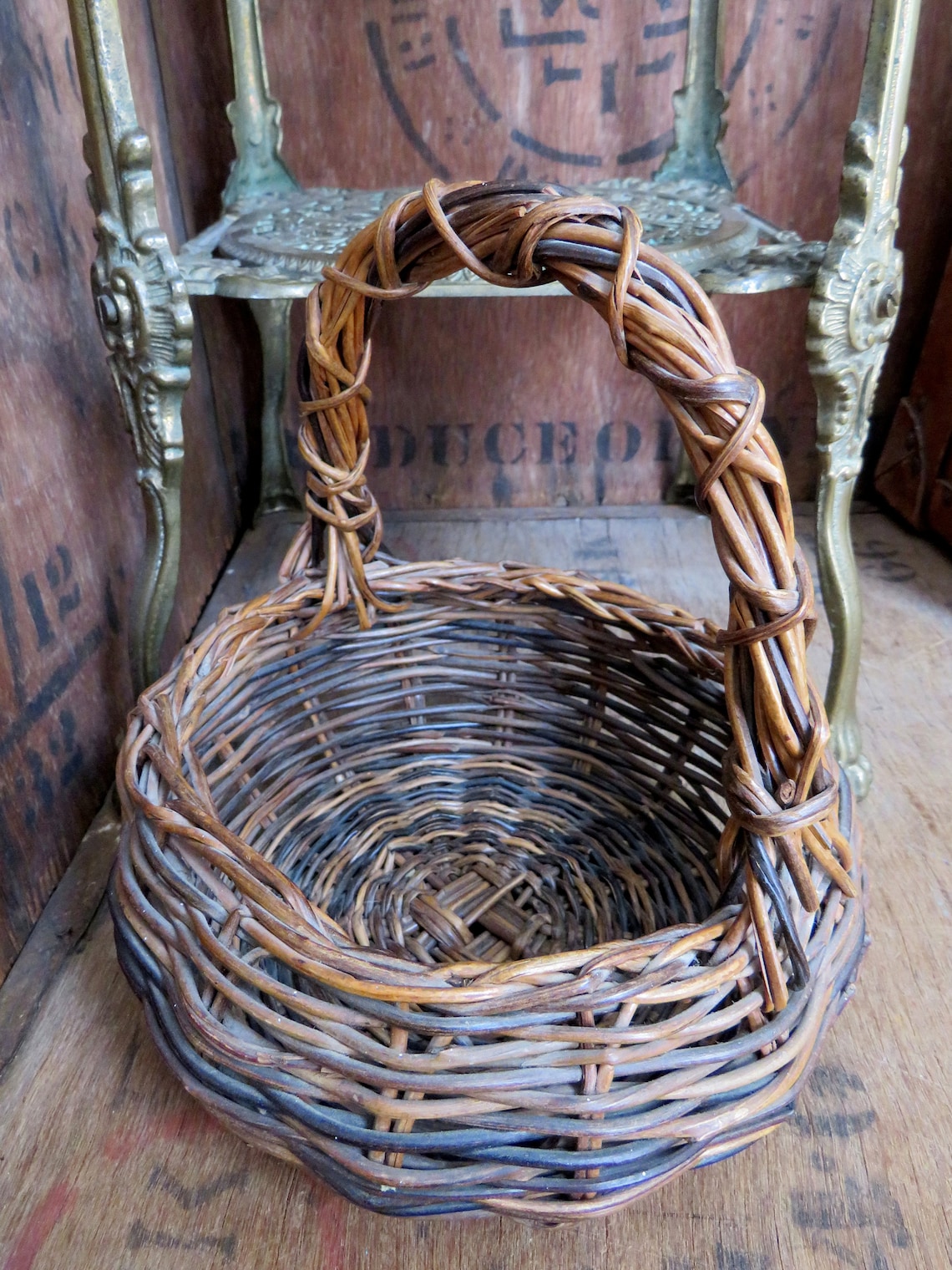 Egg Basket Round Wicker Basket Wickerwork Basket Vintage Etsy