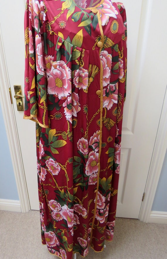 Vintage Dressing Gown, Red Robe, Ladies Nightwear… - image 3