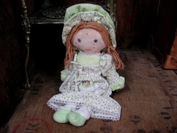 holly hobbie doll