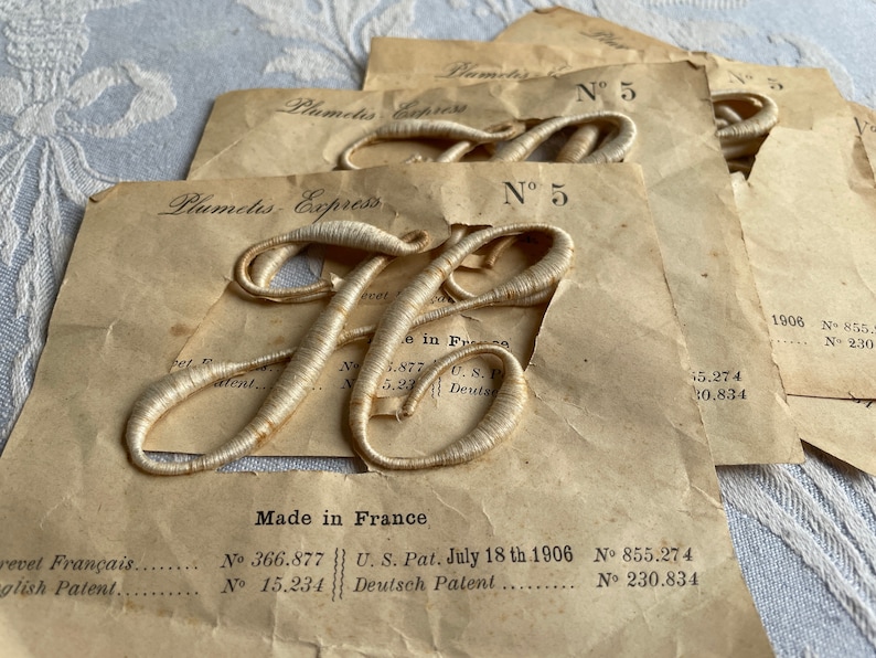 VARIOUS H OR V vintage French unused haberdashery initial wedding sheet Plumetis Express trousseau cream cotton Antique monogram letter