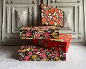 アンティーク雑貨 Floral Fabric Box . Vintage Floral Fabric Box Small Flower Fabric Covered