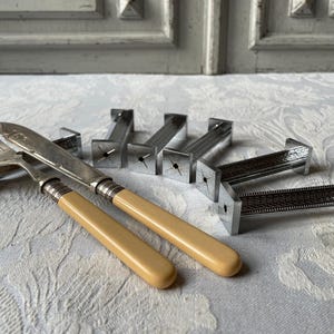 French vintage knife rests, Art Deco silver cutlery holders, cutlery stands, Christmas Thanksgiving dinner party Celebration table gift idea