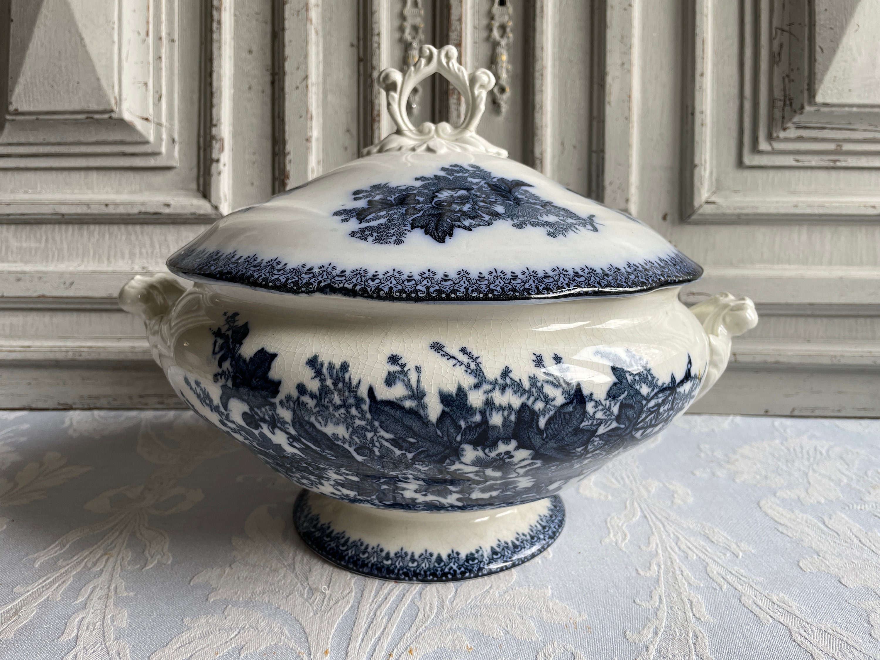 Antique Français Ironstone Soupe Tureen, Transferware Onnaing Couvercle Bol À