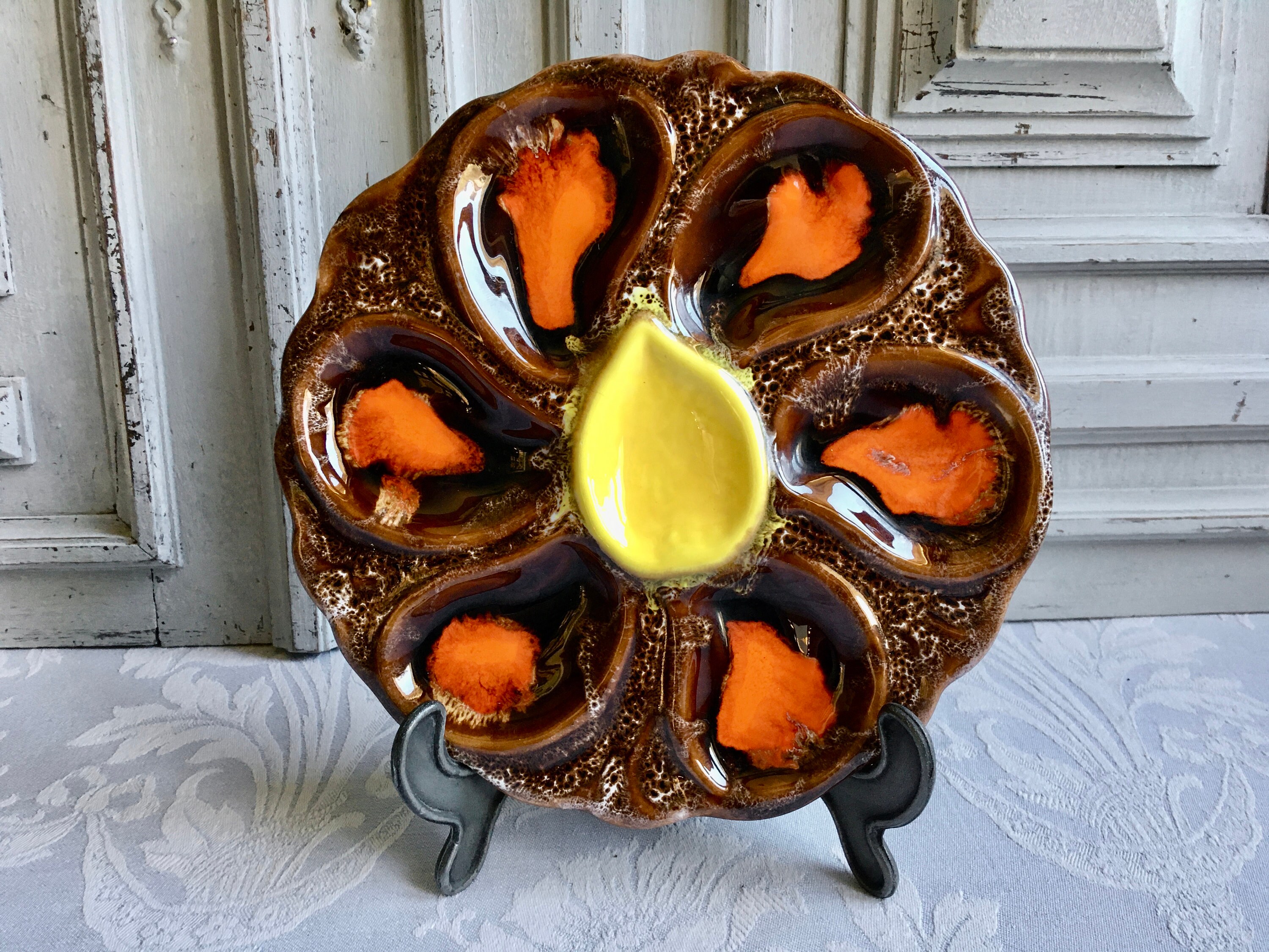 Assiette d'huîtres Vintage Français Vallauris, Assiette Single Barbotine Majolica, Style Fat Lava, A