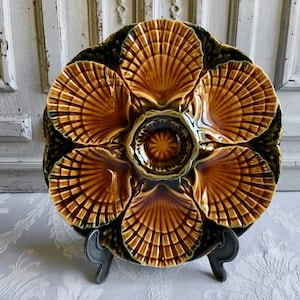 Vintage Oyster plate, SINGLE/PAIR French seafood dish Sarreguemines, Barbotine mustard sandy and black color 1960&#39;s rustic country kitchen